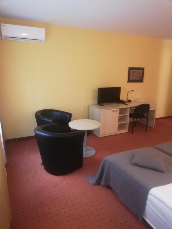 Hotel Senas Namas Alytus Eksteriør billede
